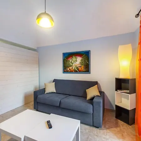 In Centro 65mq X 4 Persone Appartement Trino