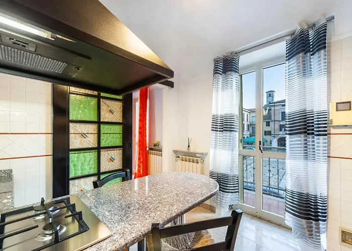 Trilocale In Centro Con Parcheggio Gratuito 4 Persone